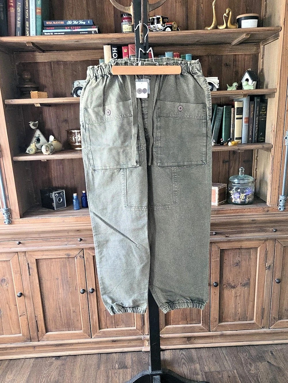 Free People C Mulled Basil Army Cargo Jogger Pants in Green Large